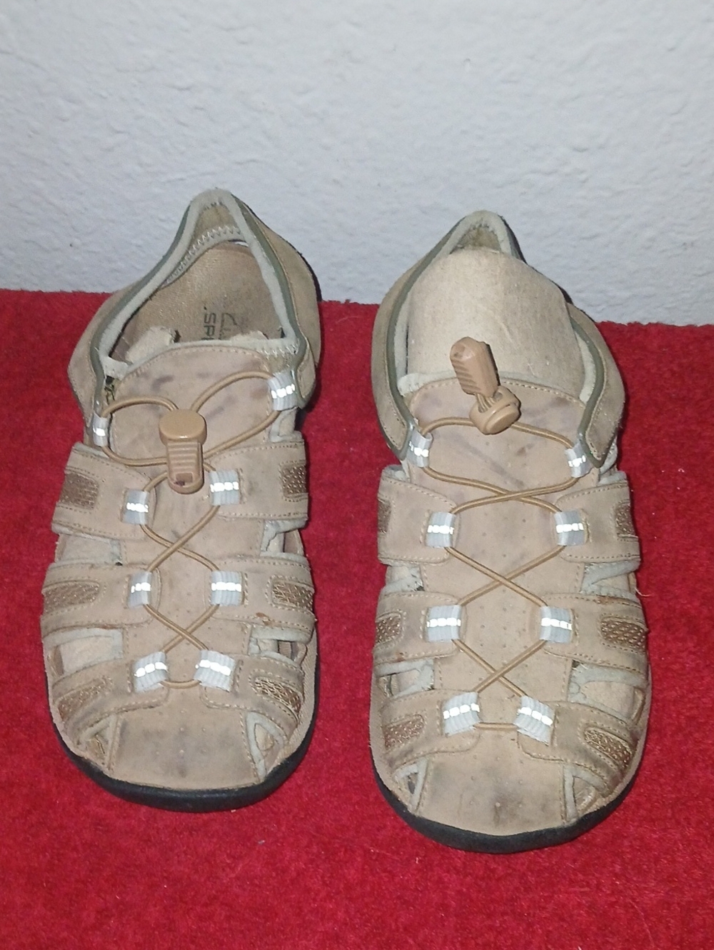 Clarks Springers Wimen's Tan Sandal Sneakers